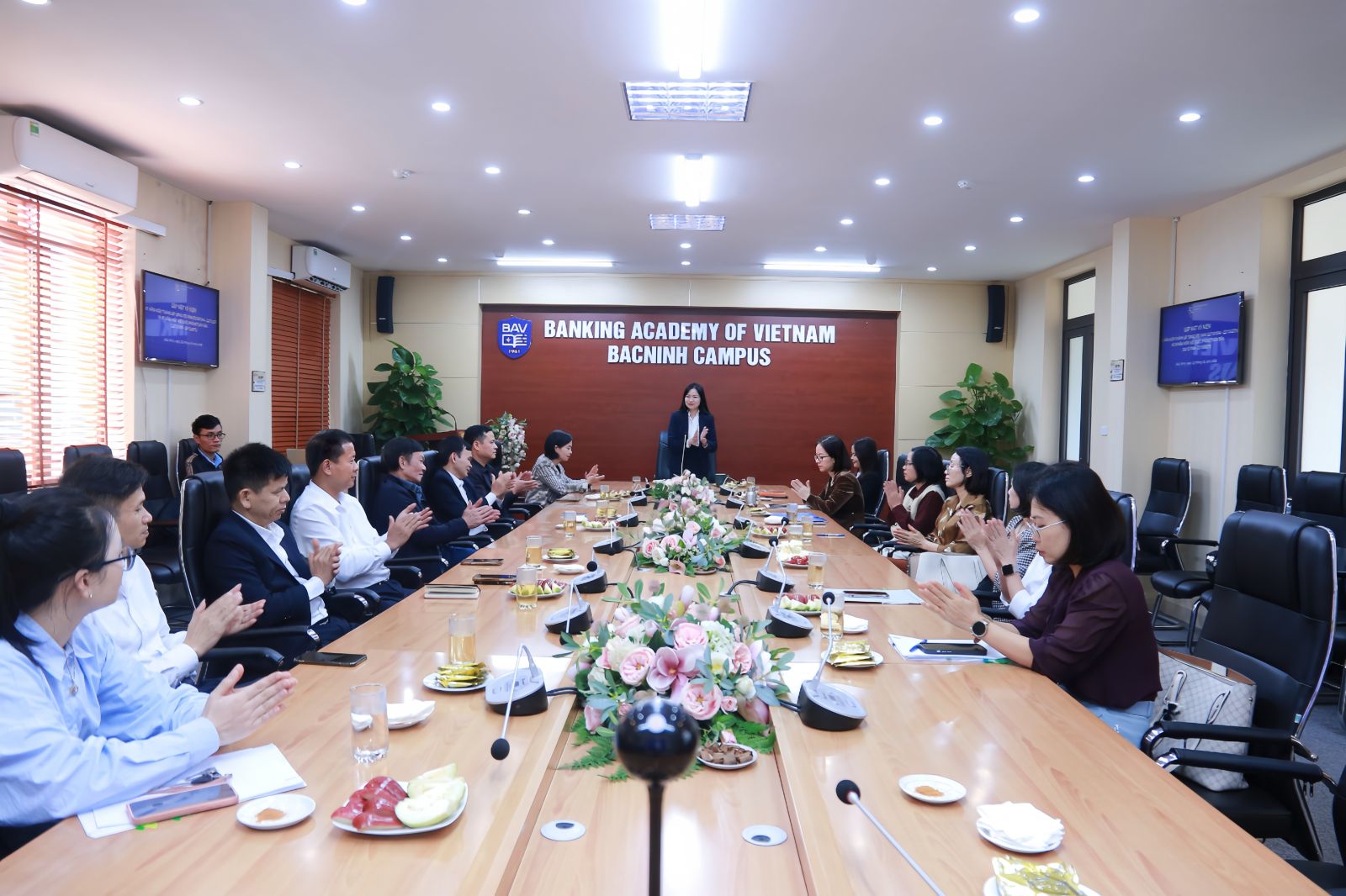 Toàn cảnh buổi Gặp mặt